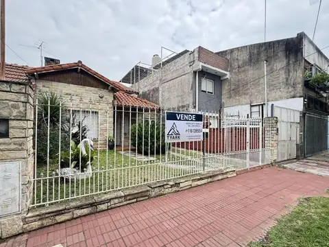 Casa 3 ambientes. | Quito al 100