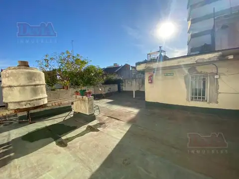 Casa en Alquiler en Parque Centenario, $ 2.800.000