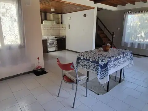 Depto Tipo Casa en Venta con 1 cocheras