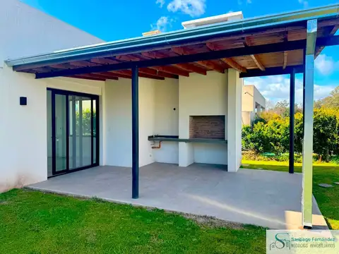 Casa en Venta en Santa Clara, USD 245.000