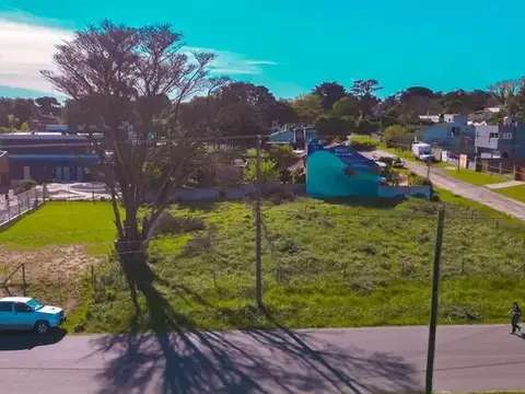 VENTA LOTE 364 M2 FRENTE AL MAR, LOS ACANTILADOS
