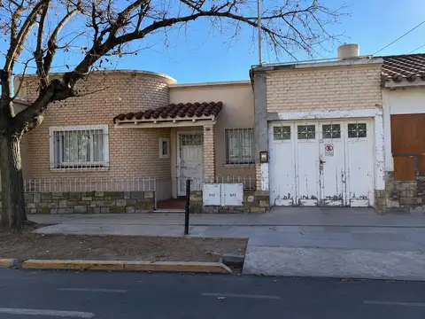 Casa y Departamento Interno - Dorrego - Guaymallén
