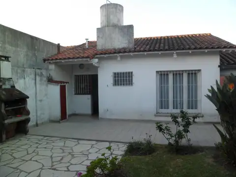 Casa en Venta en Moron, USD 170.000