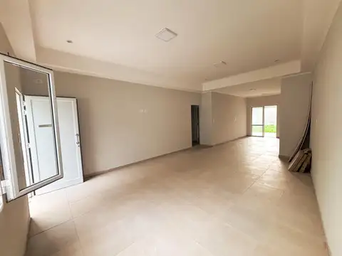 Depto Tipo Casa en Venta de 3 ambientes
