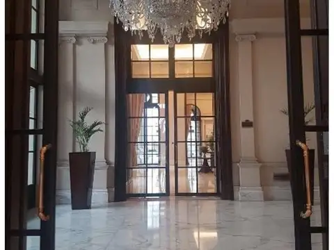 Departamento 4 ambientes con 5 baños