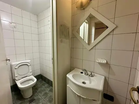 Local en Venta 76 años