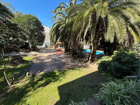 Quinta en Venta en Villa Luzuriaga, USD 120.000
