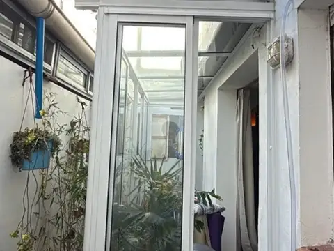 Depto Tipo Casa 3 ambientes con 2 baños