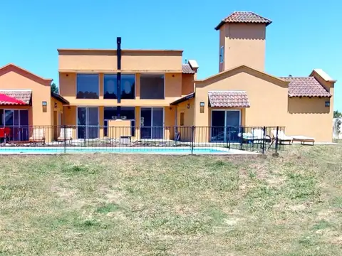 Campos de Roca Ruta 2 km 100