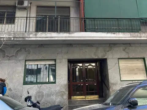 OPORTUNIDAD  Departamento dos dormitorios al contrafrente super abierto