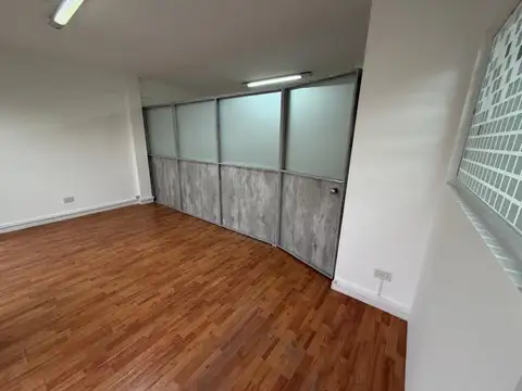 Oficina en Venta en Flores, USD 87.000