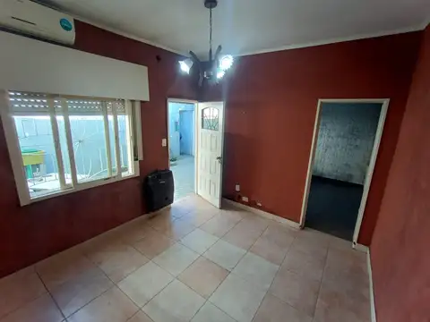Depto Tipo Casa 2 ambientes con 1 baño