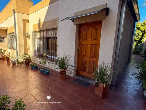 Calle 29 300, Piso pb