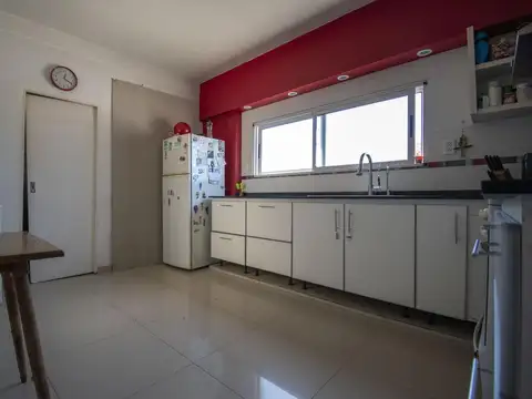 Depto Tipo Casa en Venta de 4 ambientes