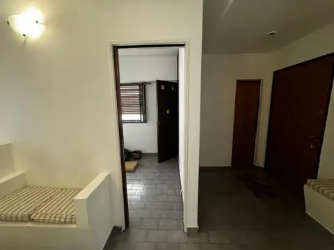 Oficina 3 ambientes con 1 baño