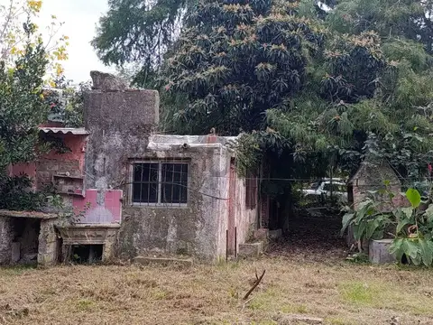 VENTA CASA A RESTAURAR / PROYECTO COMERCIAL  A metros del acceso principal a Los Cardales, Partido