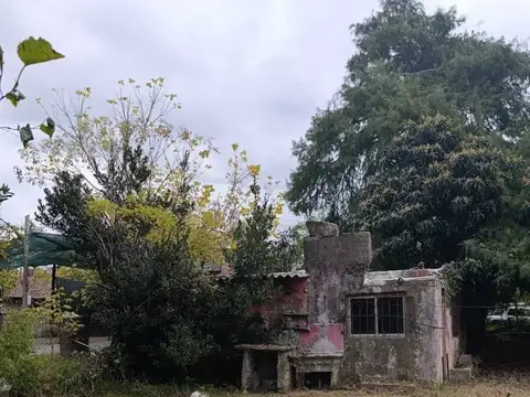 Casa 3 ambientes con 1 baño