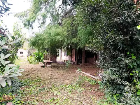 VENTA CASA A RESTAURAR / PROYECTO COMERCIAL  A metros del acceso principal a Los Cardales, Partido