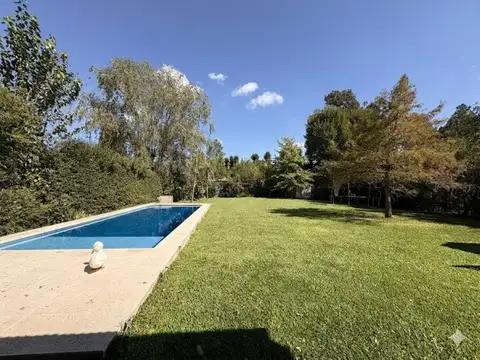 Casa en Venta en Parque Exaltación, USD 168.000