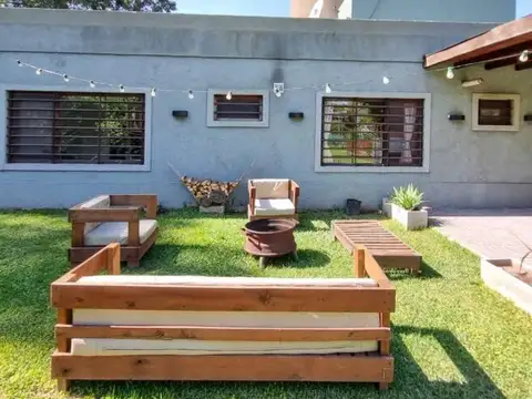 Casa 4 ambientes con 1 baño