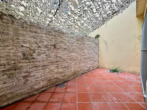 Vidal 3600, Piso PB