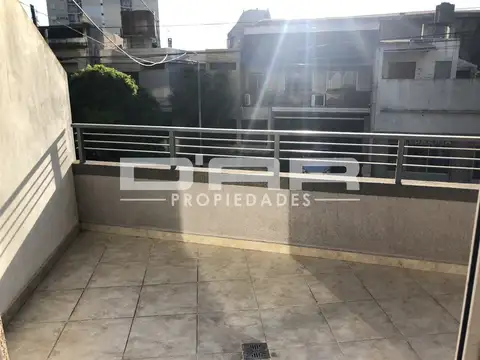 Depto Tipo Casa en Alquiler de 2 ambientes