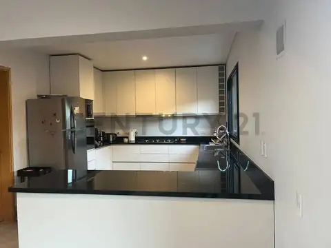 HERMOSA CASA EN MENDOZA NORTE COUNTRY CLUB