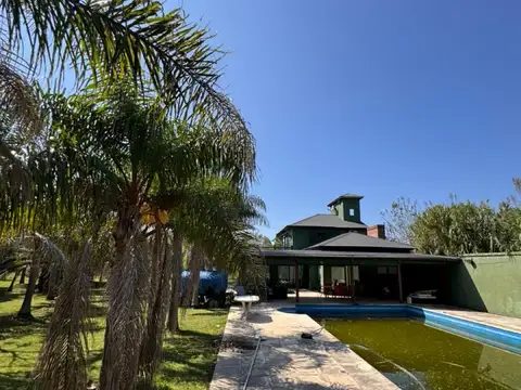 Casa en Venta con 1 cochera
