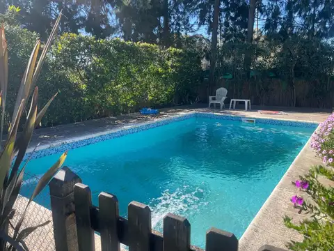 Casa en Venta en Berazategui, USD 330.000