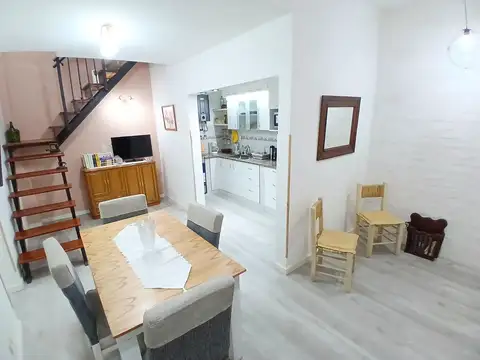 Depto Tipo Casa en Venta de 3 dormitorios