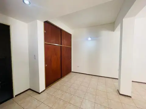 25 DE MAYO 1600, Piso 6