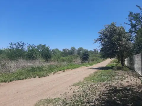 Av. Cerro Blanco 100