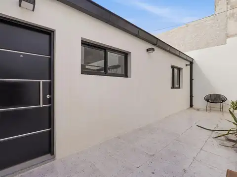 Depto Tipo Casa en Venta al Oeste