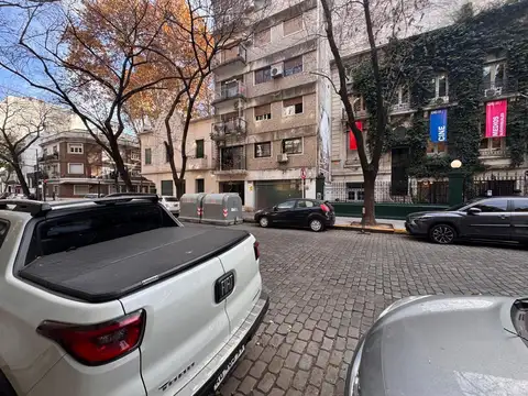 LOCAL - DEPOSITO  - PALERMO / COLEGIALES  3 CUADRAS DE CABILDO