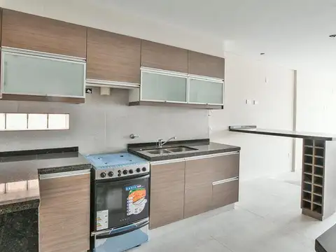 Departamento 3 ambientes con 2 baños