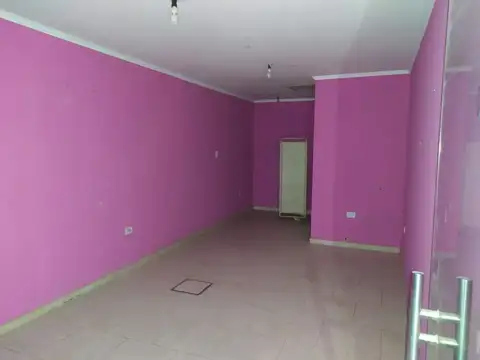 Local - Alquiler - Argentina, Lobos - Olavarrieta 100