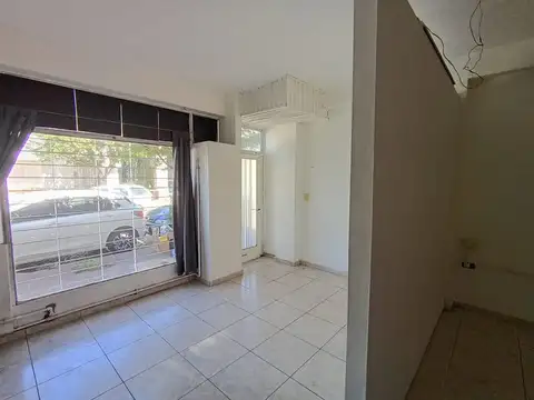 Local en Venta 35 años