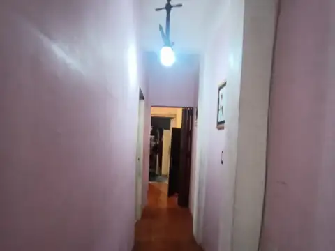 Depto Tipo Casa 4 ambientes con 2 baños