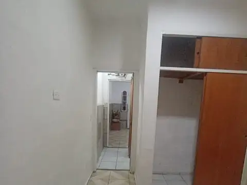 Depto Tipo Casa 2 ambientes con 1 baño