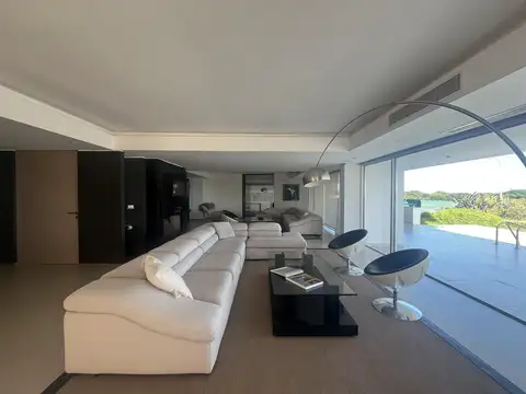Departamento en Venta de 6 dormitorios