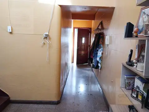 Depto Tipo Casa en Venta de 4 ambientes