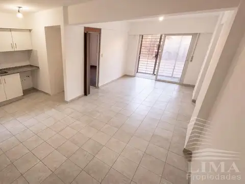 Departamento CON COCHERA y PATIO en Rosario