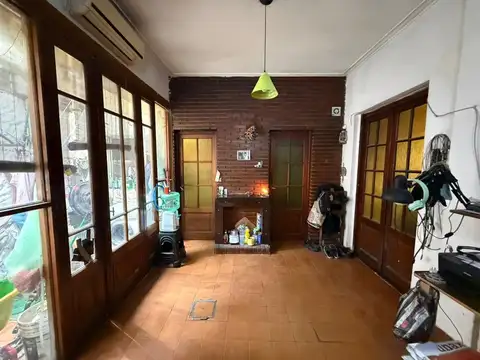 VENTA PH 3 AMB C/ ENTREPISO + PATIO - LA BOCA