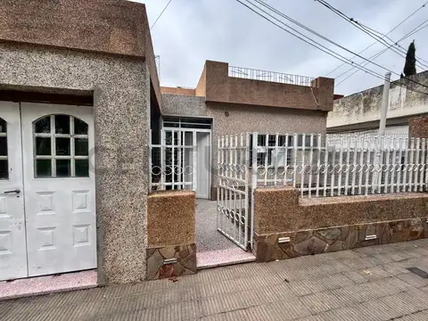 Casa en Venta en Granadero Baigorria, USD 80.000