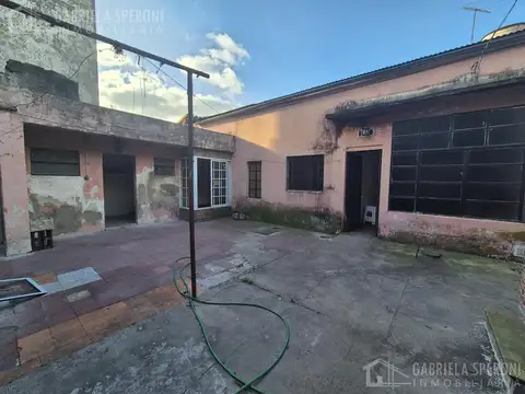 Depto Tipo Casa en Venta con 2 cocheras