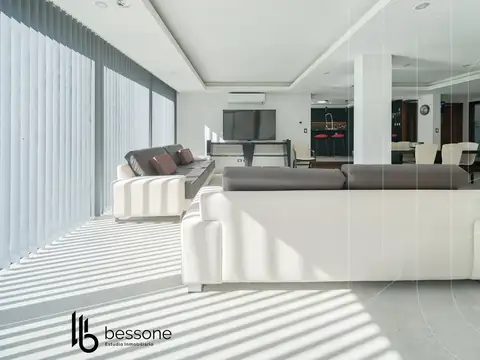 Casa en Venta de 5 dormitorios
