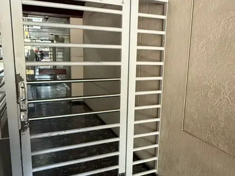 Departamento 2 Amb Sobre Maipú, contrafremte. Vivienda o apto Profesional