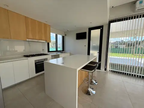 Casa en Alquiler A Estrenar