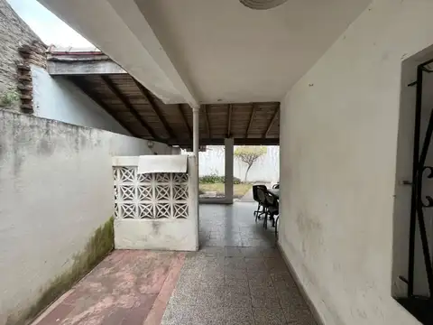 Depto Tipo Casa en Venta de 5 ambientes