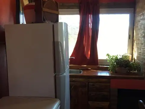 Casa 3 ambientes con 2 baños